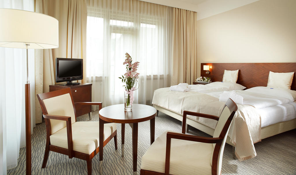 Alexandria Spa & Wellness Hotel Luhačovice Δωμάτιο φωτογραφία